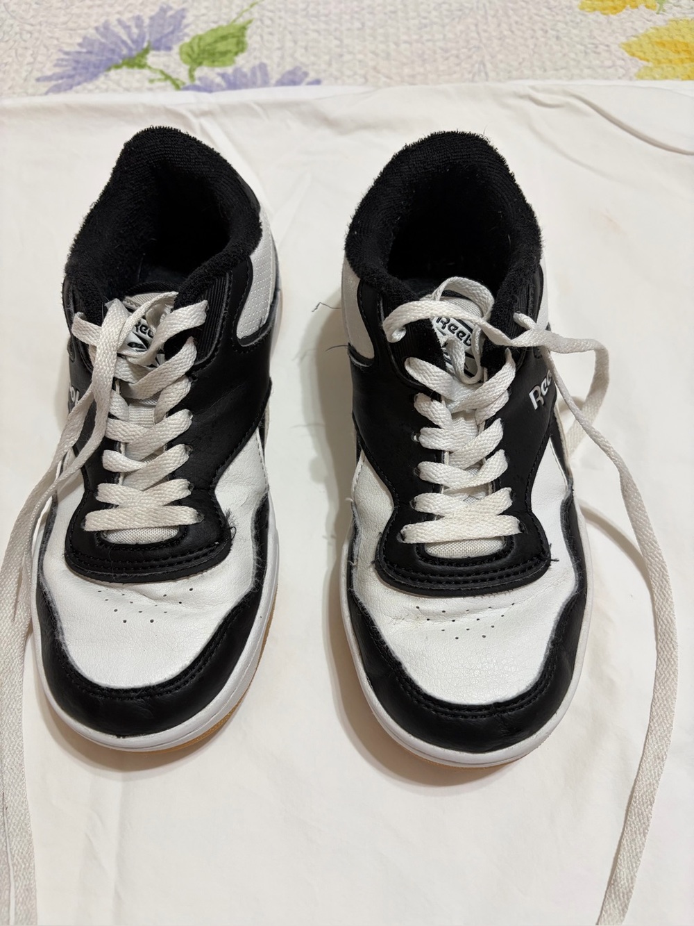 Black and White Athletic Sneakers Reebok (58)